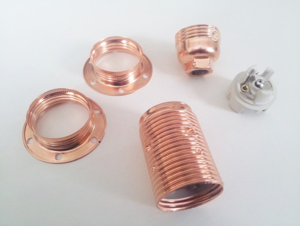 E14 bulb holder 3 part plus 2 shade rings in copper plate 10mm thread