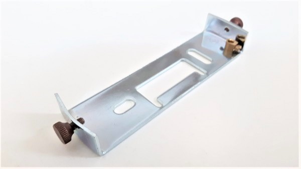 FIXING STRAP CEILING BRACKET WITH AGED BRASS SCREWS TO FIT 100MM DIAMETER ROSE