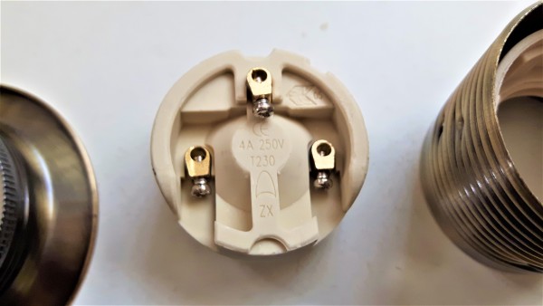 ES E27 Bulb lamp Holder Antique Plated 3 Part Plus Shade Rings In Antique Plated