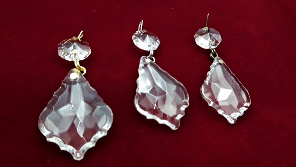 Small Crystal Chandelier Drop Maple Leaf Pinned In Nickel Brass Or Antique 