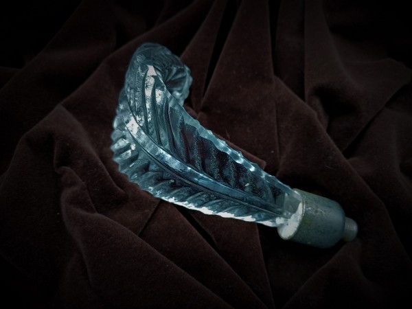 Chandelier crown Leafs 