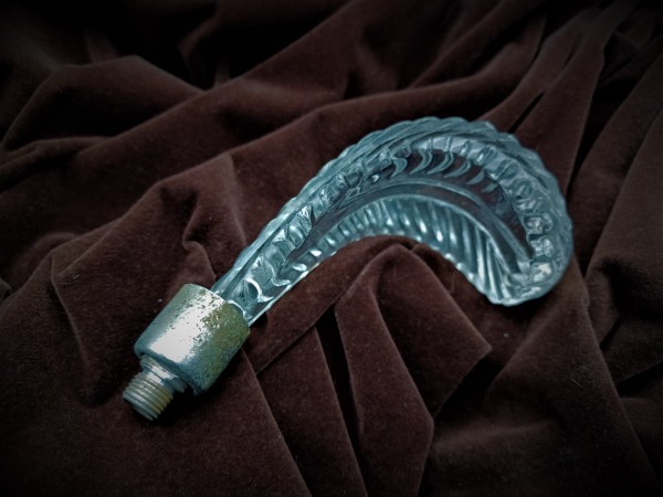 Chandelier crown Leafs 