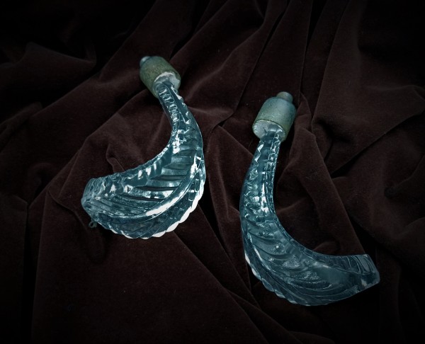 Chandelier crown Leafs 