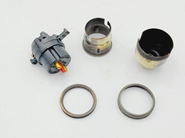 Switched lamp holder BC B22 Brushed Antique finish 10mm base thread