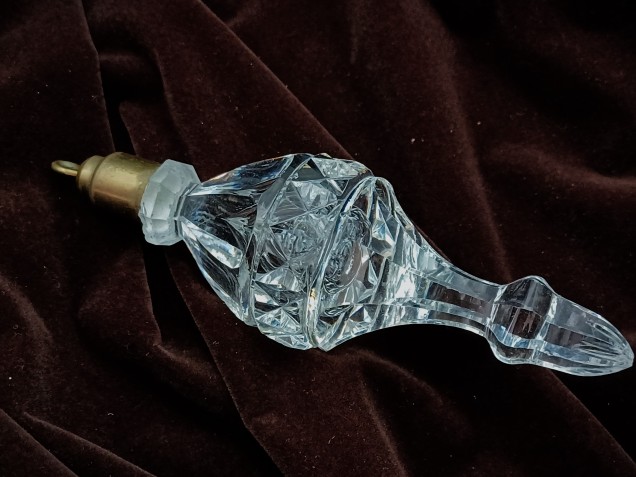 Antique Edwardian chandelier glass finial 