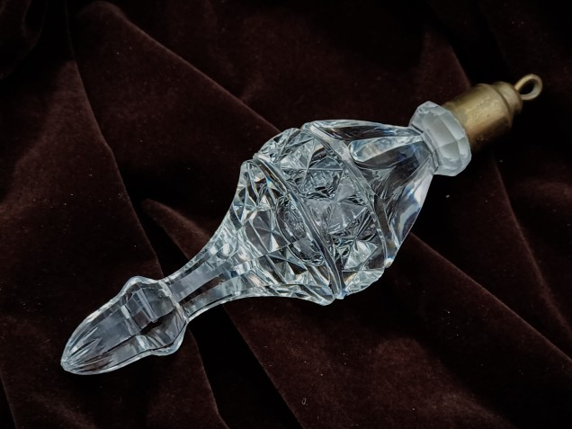 Antique Edwardian chandelier glass finial 