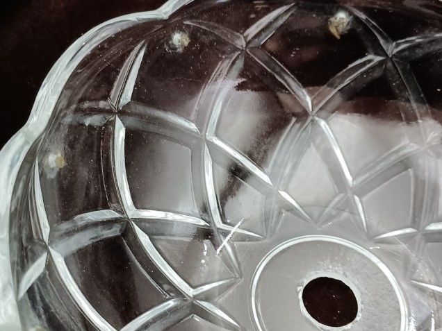 Vintage chandelier glass drip pan  Approx.125mm width 9 pin holes