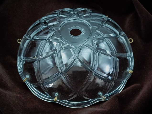Vintage chandelier glass drip pan  Approx.125mm width 9 pin holes