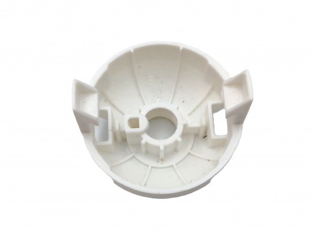 E27 2 PART WHITE PLASTIC LAMP HOLDER THREADED SKIRT AND SHADE RINGS