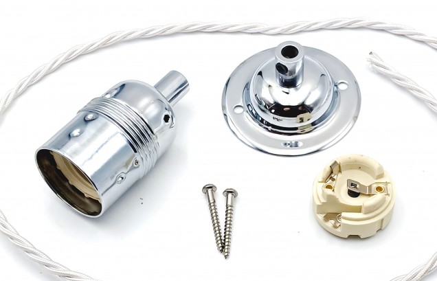 Light pendant set in Chrome with E27 Lamp Holder plain skirt