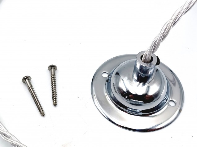 Light pendant set in Chrome with E27 Lamp Holder plain skirt