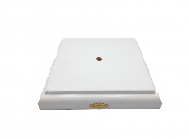 White wooden ceiling rose square in pine 