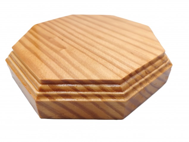 Wooden ceiling pattress manufactured from Pine, octagon 150mm