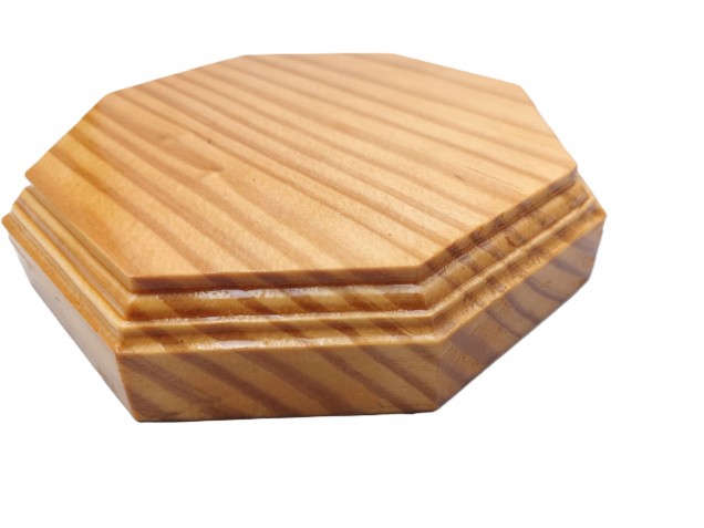 Wooden ceiling pattress manufactured from Pine, octagon 150mm