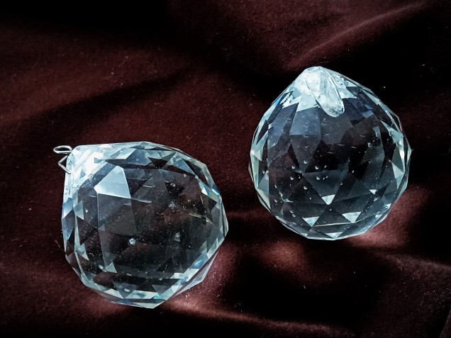 Chandelier faceted crystal ball 40mm B stock