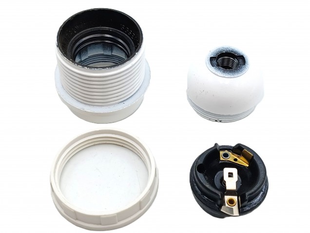 3 PART E27 - ES LAMP HOLDER IN WHITE HALF THREADED SKIRT