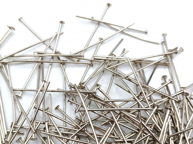 100 grams of Nickel pins 30mm x 0.9mm (approx 720 pins)
