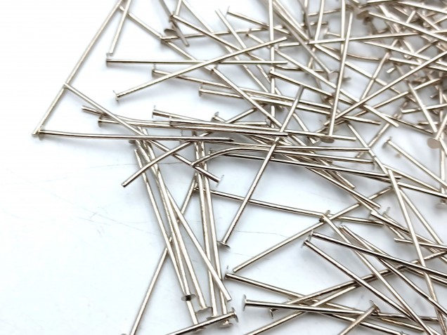 100 grams of Nickel pins 30mm x 0.9mm (approx 720 pins)