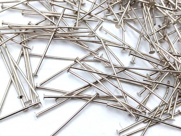 100 grams of Nickel pins 30mm x 0.9mm (approx 720 pins)
