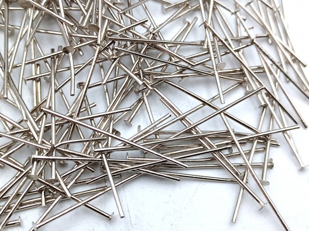 100 grams of Nickel pins 30mm x 0.9mm (approx 720 pins)