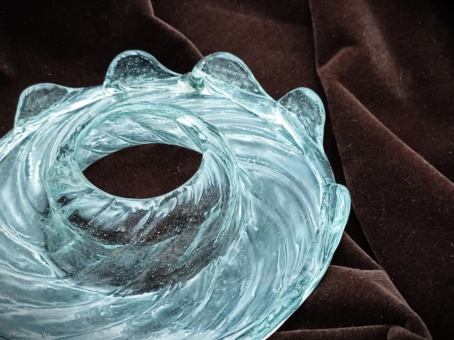 19th century Chandelier Venetian glass drip pan 