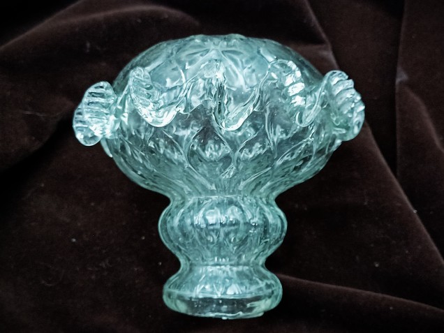 Antique Venetian chandelier glass stem section