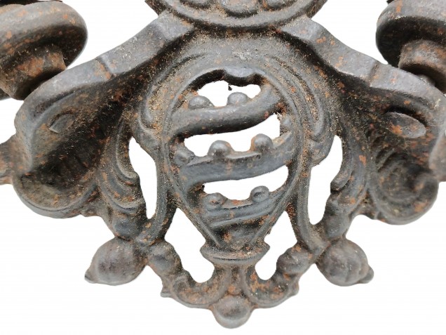 Antique iron rise and fall chandelier pully C1850