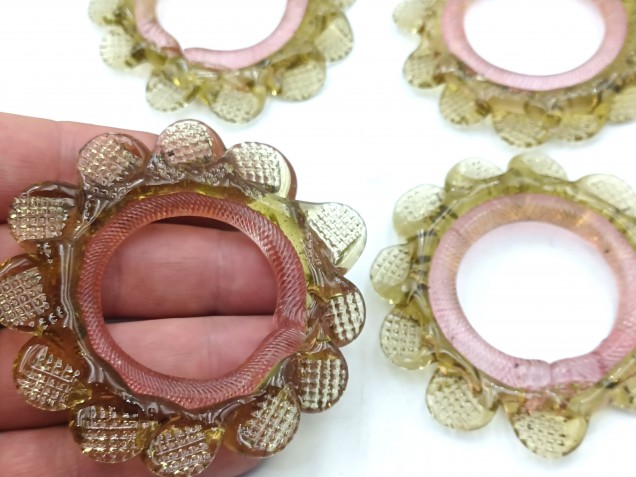 4 Murano glass chandelier hoops rings olive green and pink Circa 1890