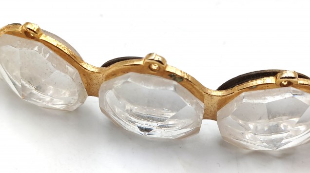 Chandelier Ring With Crystal Buttons 