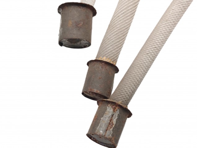 3 Murano chandelier Leaves clear glass with red bordering