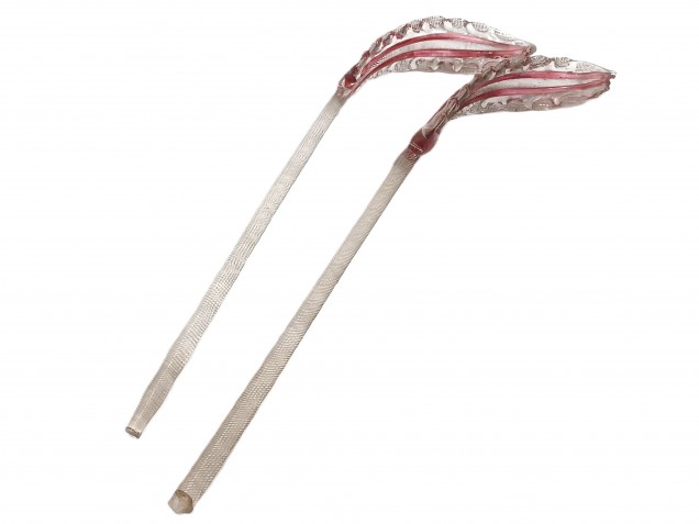 2 Murano chandelier Leaves clear glass with red centre stem