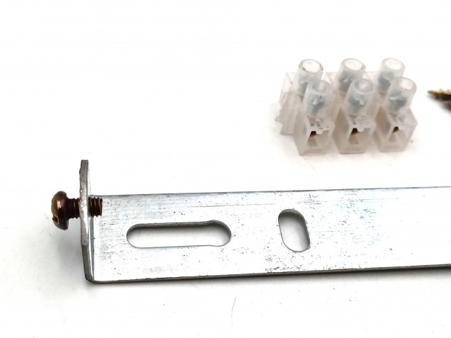 Light fixing ceiling rose strap bracket earthed 150mm  2 antique brass nuts