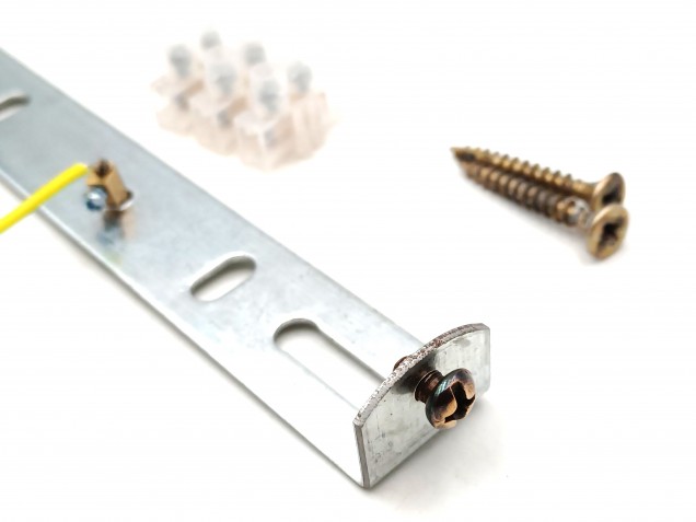 Light fixing ceiling rose strap bracket earthed 150mm  2 antique brass nuts