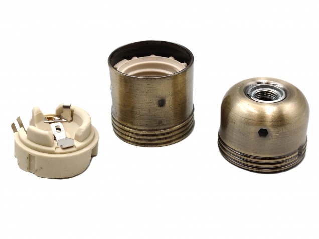 ES E27 metal lamp holder plain skirt in antique brass