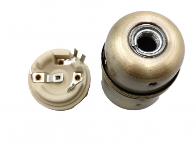 ES E27 metal lamp holder plain skirt in antique brass