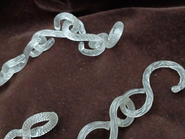 Murano Chandelier Sway Chain Clear