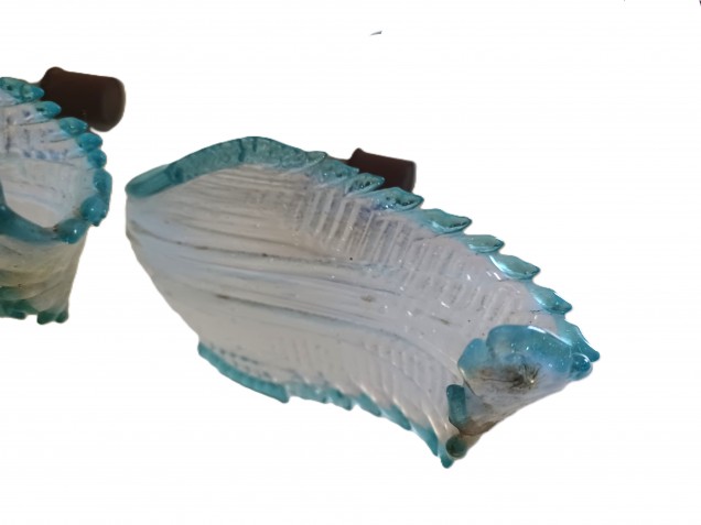 4 Murano chandelier Leaves blue glass with dark blue bordering 