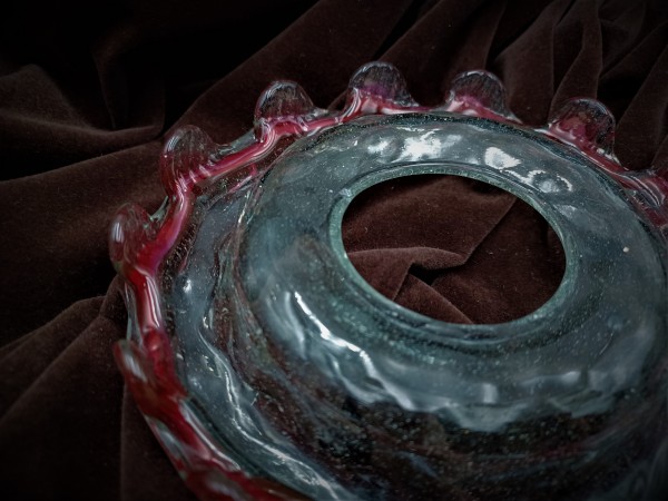 Antique Venetian Italian Chandelier glass dish pan with red rim 