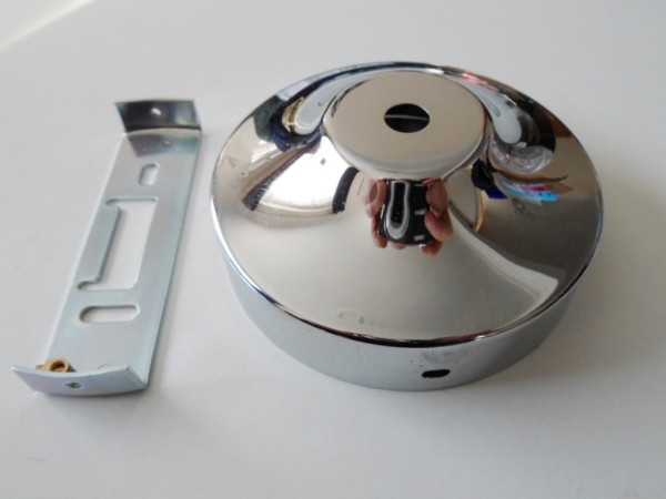 Chandelier ceiling rose with fixing strap, bracket and nuts.