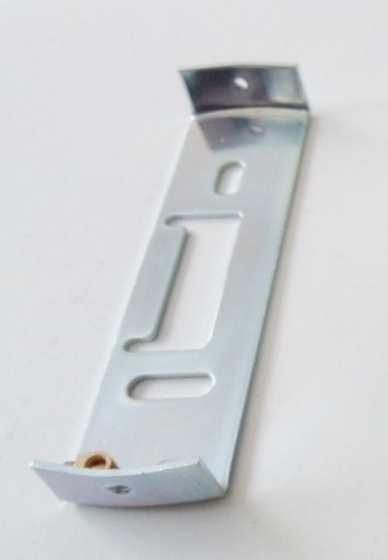 Chandelier ceiling rose with fixing strap, bracket and nuts.