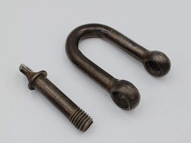 Antique Plated Shackles large