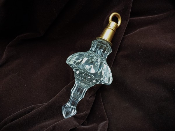 Chandelier glass bottom finial ball