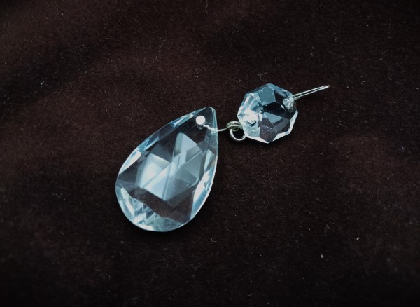 Crystal chandelier pear drops 2 pack