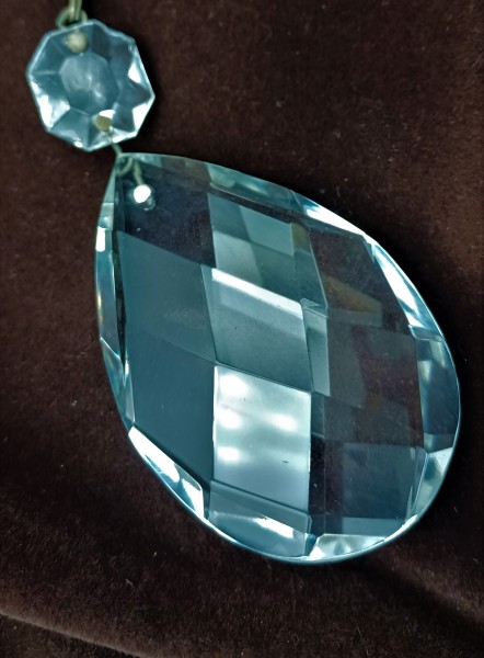 Crystal chandelier almond drops