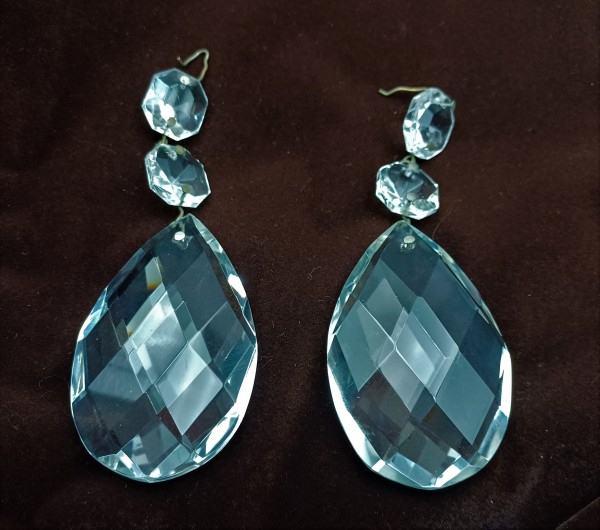 Crystal chandelier almond drops