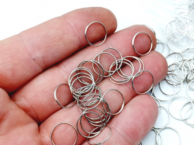 Silver coloured chandelier rings for joining crystal 10mm width