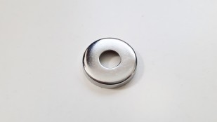 5 X CHROME PRESSED NUT COVERS WASHERS 10MM CENTRE HOLE