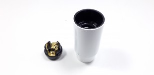 E14 bulb-lamp holder 3 part white plastic 10mm entry