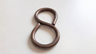 Solid Brass closed s hook in antique brass 1 1~2 inch high 3~4 inch wide 10kgs max