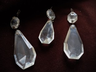 Vintage crystal chandelier coffin drop with 1 top button